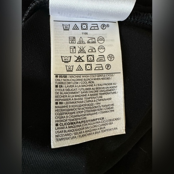 Banana Republic Black Tank Top with White Accents - Picture 6 of 6